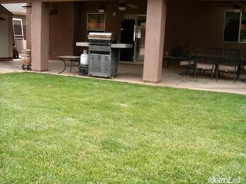 452 Red Robin Dr, Patterson, CA 95363 photo 20