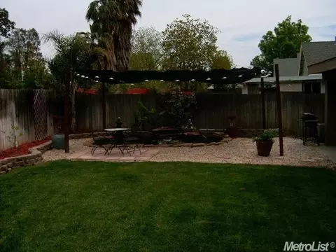 452 Red Robin Dr, Patterson, CA 95363 photo 22
