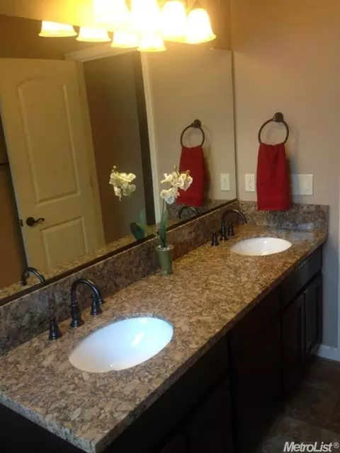2024 Evans Rd, Ceres, CA 95307 photo 9