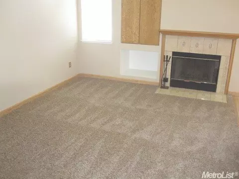 1715 Lavelle Smith Dr, Tracy, CA 95376 photo 4