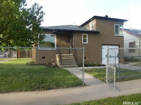 126 Pine St, Modesto, CA 95351 photo 2
