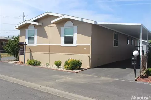 4313 Raider, Modesto, CA 95355 photo 2