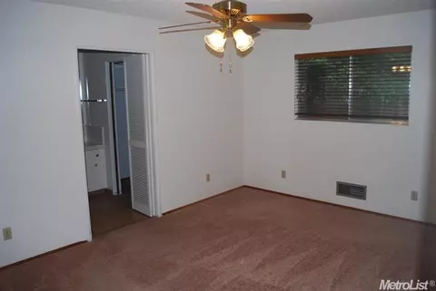 404 Grace Ave, Modesto, CA 95356 photo 21
