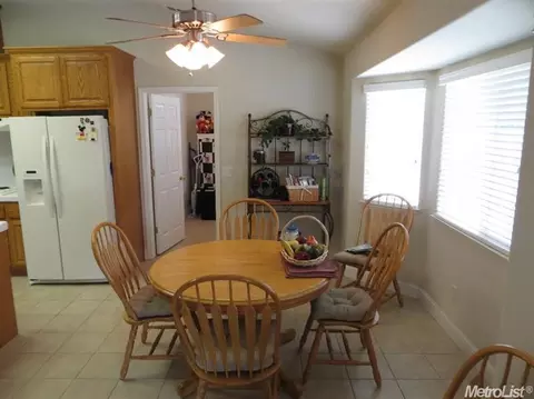 21096 E Rose Clover Ln, Linden, CA 95236 photo 6