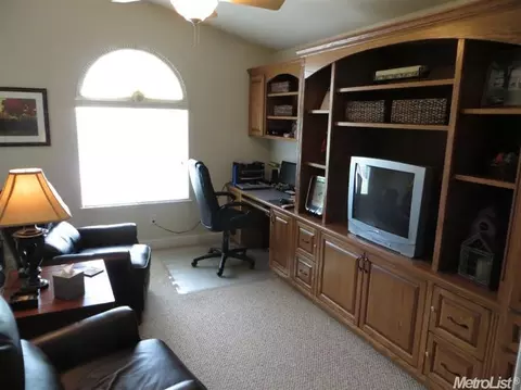 21096 E Rose Clover Ln, Linden, CA 95236 photo 9