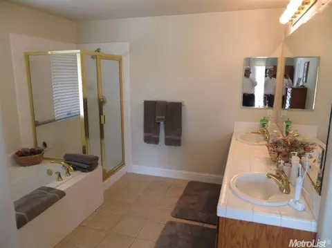 21096 E Rose Clover Ln, Linden, CA 95236 photo 12