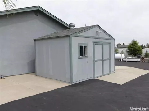 21096 E Rose Clover Ln, Linden, CA 95236 photo 21