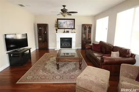 3818 Old Oak Dr, Ceres, CA 95307 photo 7