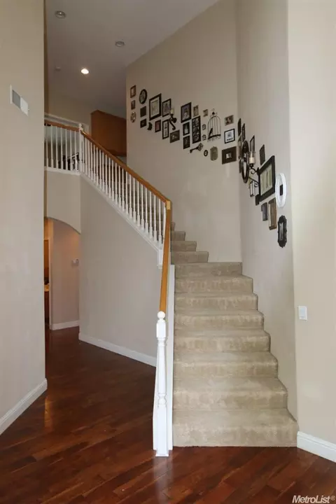 3818 Old Oak Dr, Ceres, CA 95307 photo 4