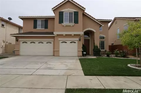 3818 Old Oak Dr, Ceres, CA 95307 photo 1