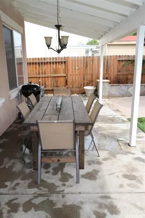 3818 Old Oak Dr, Ceres, CA 95307 photo 15