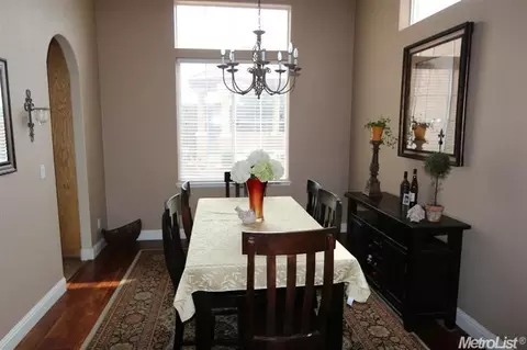 3818 Old Oak Dr, Ceres, CA 95307 photo 8