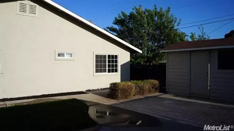 1027 Musick Ave, Modesto, CA 95351 photo 7