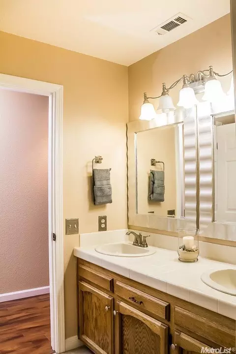 6414 Cable Ct, Orangevale, CA 95662 photo 17