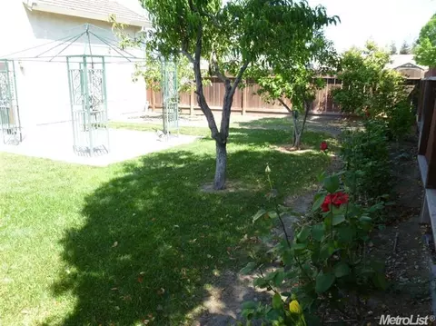210 W Boesch Dr, Ripon, CA 95366 photo 15