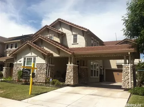 2367 Golden Leaf Ln, Tracy, CA 95377 photo 1