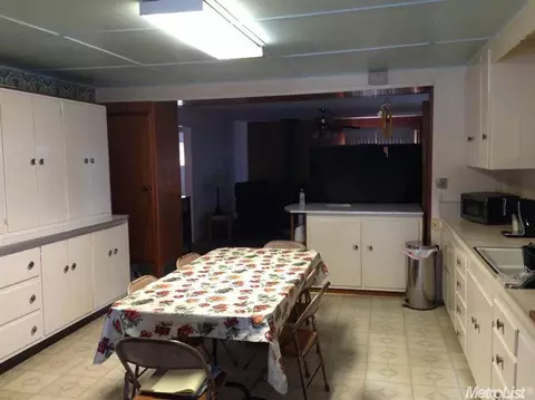 418 Faust Rd, Modesto, CA 95358 photo 4