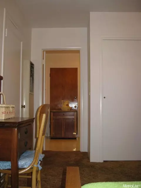 708 N School St, Lodi, CA 95240 photo 12