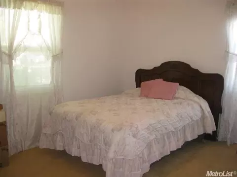 708 N School St, Lodi, CA 95240 photo 7