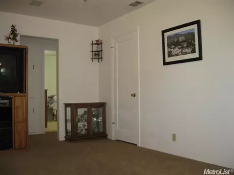 708 N School St, Lodi, CA 95240 photo 3