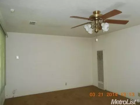641 Don St, Modesto, CA 95351 photo 2