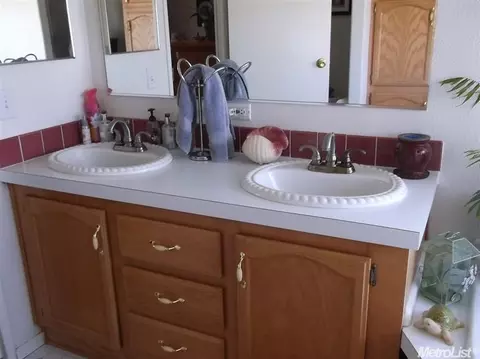 1455 Walnut Ave, Patterson, CA 95363 photo 6