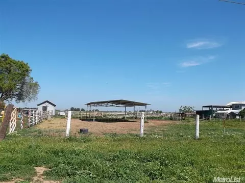 1455 Walnut Ave, Patterson, CA 95363 photo 10