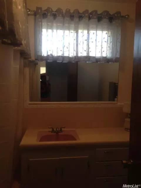 5667 7th St, Keyes, CA 95328 photo 13