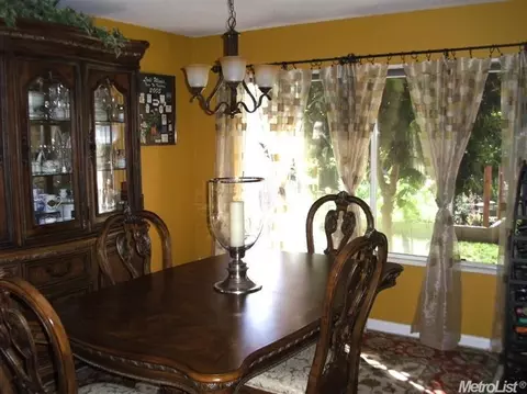 2616 Tejon St, Lodi, CA 95242 photo 4