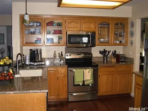 2616 Tejon St, Lodi, CA 95242 photo 6