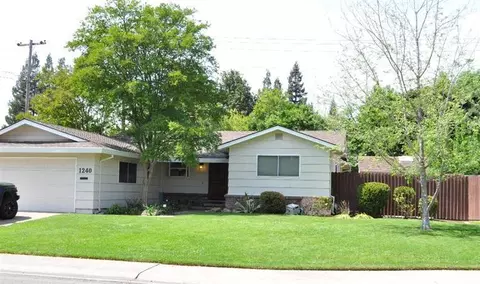 1240 Meredith Way, Carmichael, CA 95608 photo 1