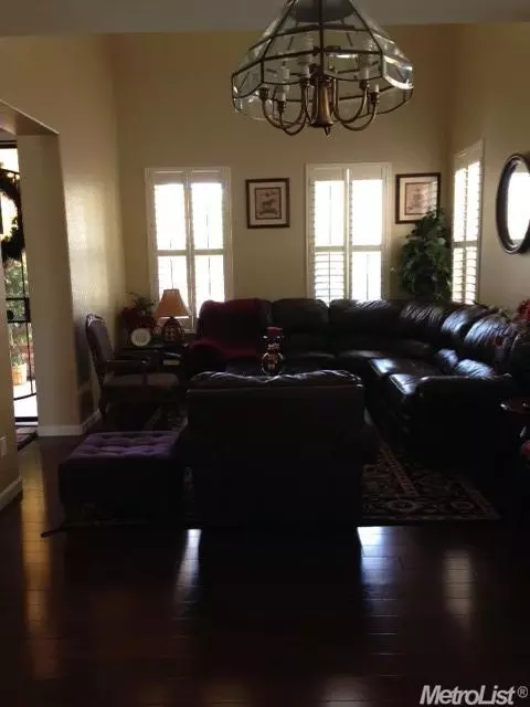2429 Callaham Way, Modesto, CA 95355 photo 5