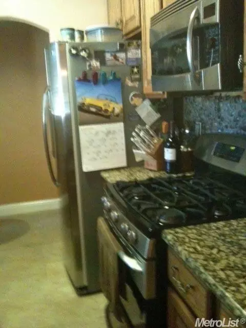 3632 Colonial Dr, Modesto, CA 95356 photo 7