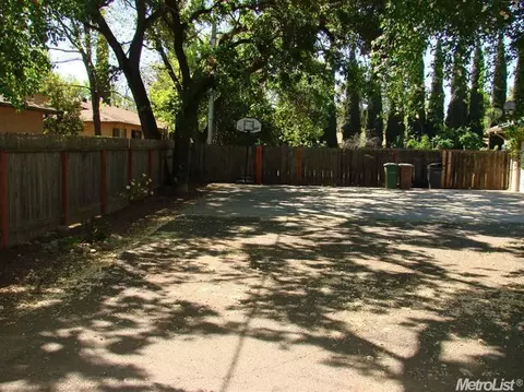 610 Simon St, Galt, CA 95632 photo 4