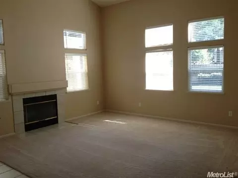 2120 Wimbledon Ct, Modesto, CA 95355 photo 7
