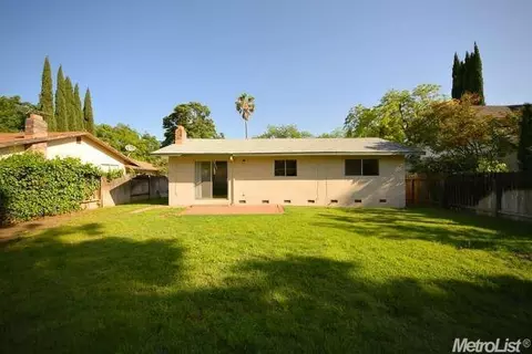 2762 Belmont Dr, Davis, CA 95618 photo 20