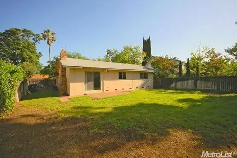 2762 Belmont Dr, Davis, CA 95618 photo 23