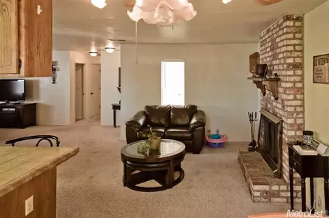 1309 Christopher Ct, Modesto, CA 95355 photo 12