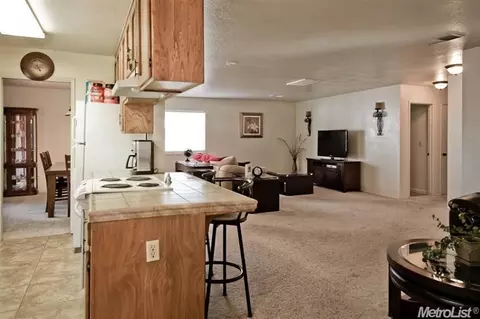 1309 Christopher Ct, Modesto, CA 95355 photo 7