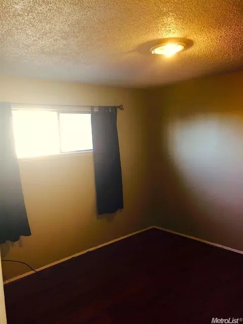 4905 Okmulgee Ave, Olivehurst, CA 95961 photo 6