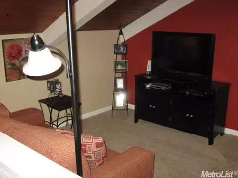 2104 Shaddox Ave, Modesto, CA 95358 photo 9