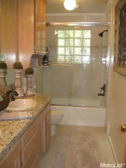 2104 Shaddox Ave, Modesto, CA 95358 photo 15