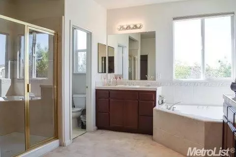 1065 Foxfire Dr, Manteca, CA 95337 photo 8