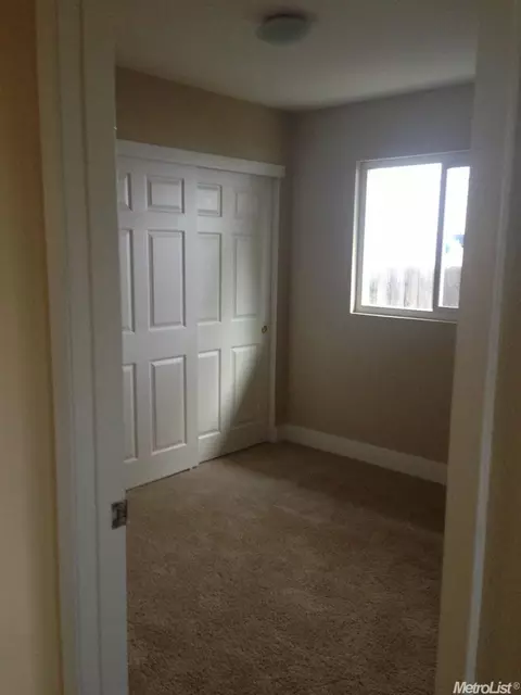 1 Lowe, Lodi, CA 95240 photo 14
