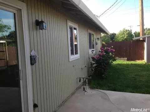 1 Lowe, Lodi, CA 95240 photo 5