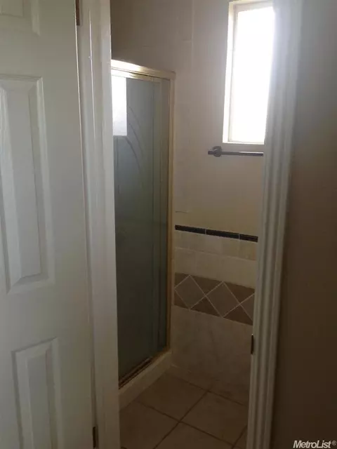 1 Lowe, Lodi, CA 95240 photo 19