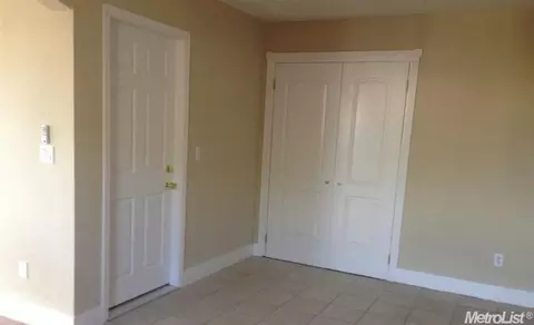 1 Lowe, Lodi, CA 95240 photo 9