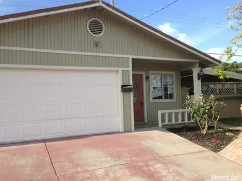1 Lowe, Lodi, CA 95240 photo 1