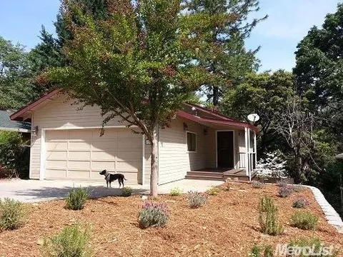 205 W Oak St, Colfax, CA 95713 photo 1