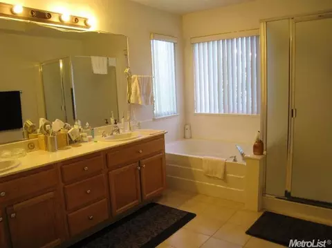 2480 Garrett Ct, Tracy, CA 95377 photo 16